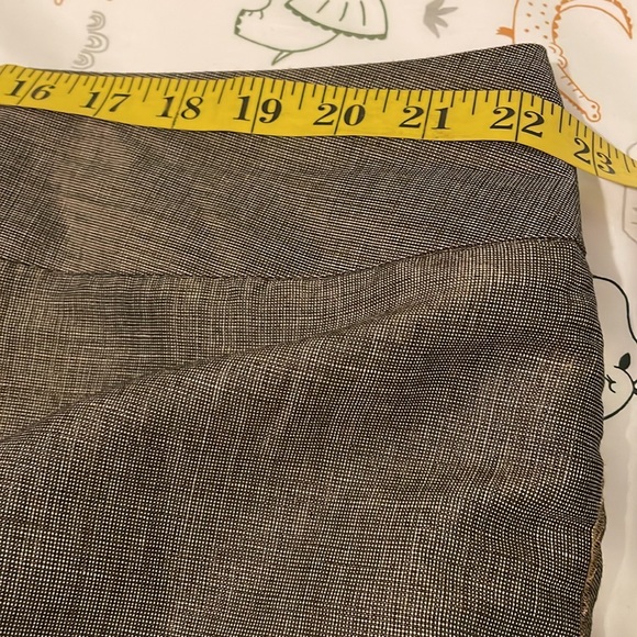 Kenneth Cole Trousers in Brown/Tan, size 20W - Picture 14 of 15